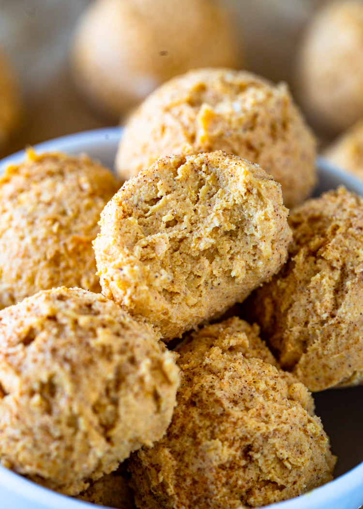 Keto Pumpkin Pie Cheesecake Bites